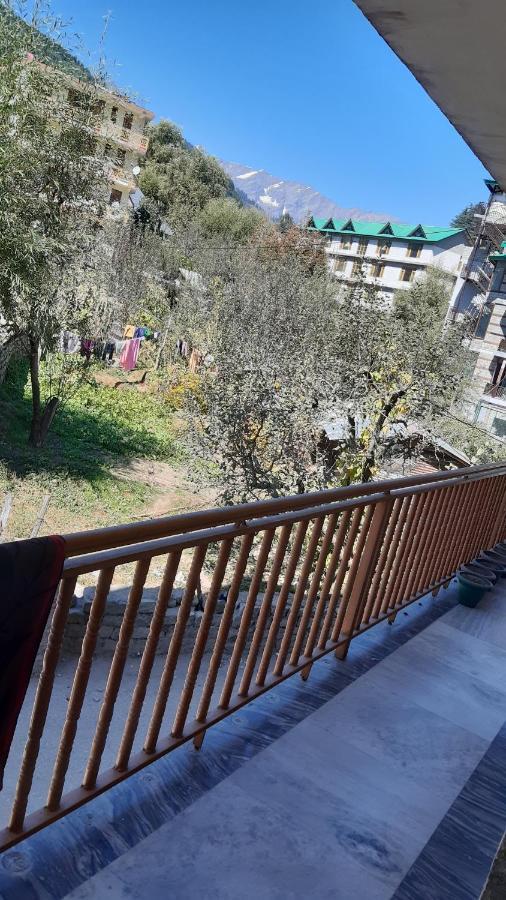 Hostel Hadimba Regency Manāli Zewnętrze zdjęcie