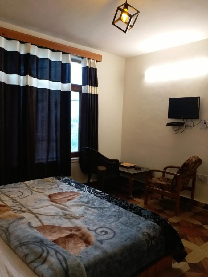 Hostel Hadimba Regency Manāli Zewnętrze zdjęcie